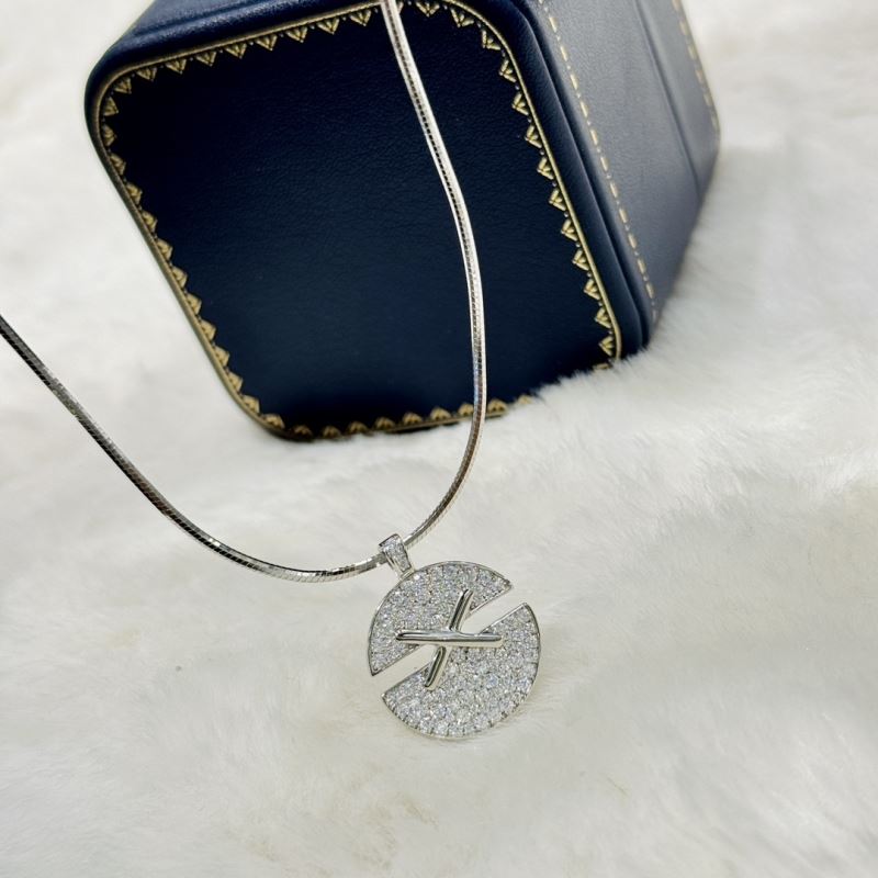 CHAUMET
